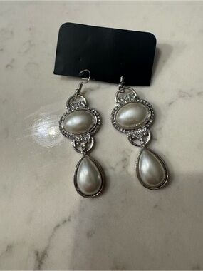 New Silver Pearl Drop Dangle Earrings - Unbranded
